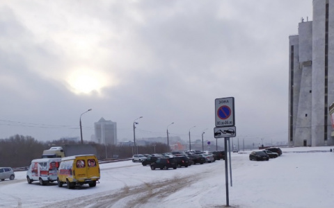 В Чебоксарах запретили парковаться ночью у театра оперы и балета