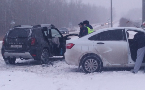 В Новочебоксарске после ДТП госпитализировали двух женщин