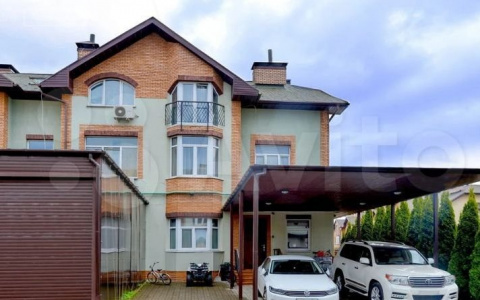 Таунхаус за 44 млн рублей в Чебоксарском районе: "Это эксклюзив"