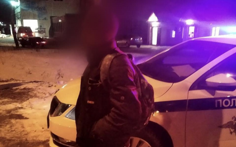 Инспекторы ГИБДД оштрафовали пешехода-"невидимку", но помогли ему добраться до Казани