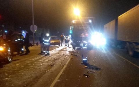 В Цивильском районе произошло "пьяное" ДТП с двумя иномарками и фурой
