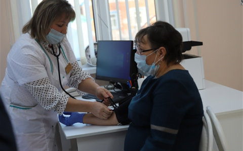 В Чувашии 47 врачей получат по  1,5 млн рублей