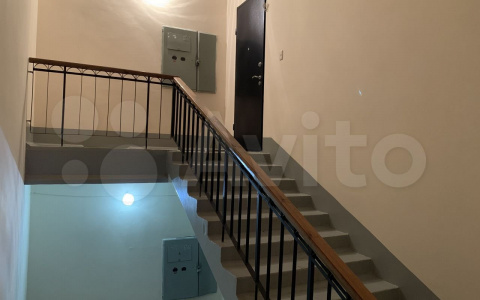 Как выглядит 7-комнатная квартира с камином в премиум-доме в Волжском