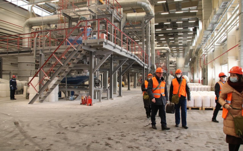 Местные власти проверили "Химпром" после возбуждения уголовного дела о хлоре