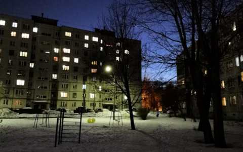 Новочебоксарец приревновал свою бывшую и порезал горло другому мужчине