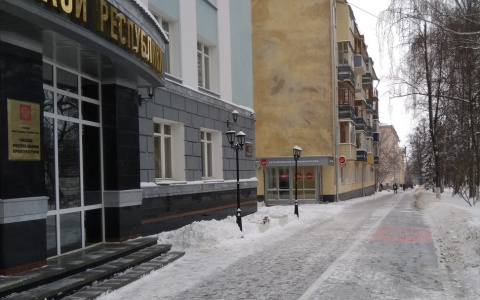 В Чебоксарах десятки депутатов скрывают доходы, один утаил сразу 4 млн рублей