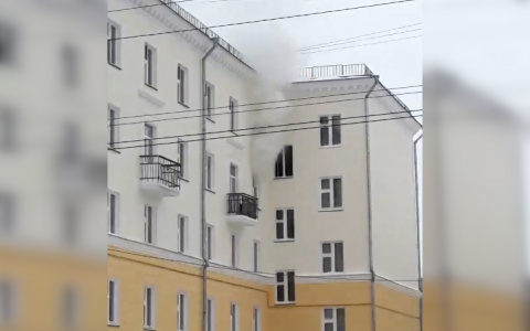 Тело мужчины нашли в сгоревшей квартире в центре Чебоксар