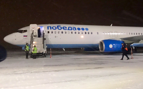 Снегопад вынудил два пассажирских самолета кружить над Чувашией