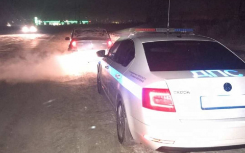 Мужчина после ссоры с женой сел пьяным за руль, чтобы разбиться о фуру