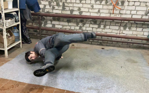 Днем трудится электриком, вечером - детским хореографом: чебоксарец рассказал о жизни и упущенной возможности