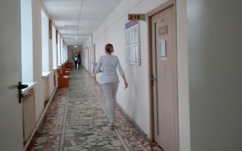 Официально средняя зарплата у врачей Чувашии составляет 62 тысячи рублей в месяц