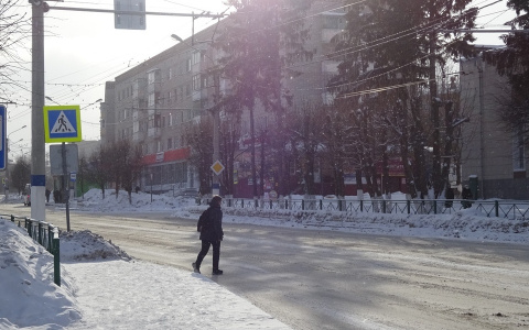 Женщина отсудила у бывшего мужа ребенка, но потом бросила его и уехала