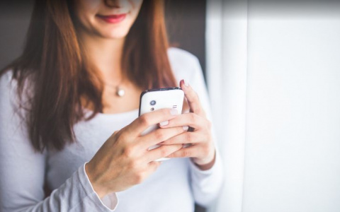 Неочевидные финансовые услуги, которые можно получить через телефон: советы специалистов