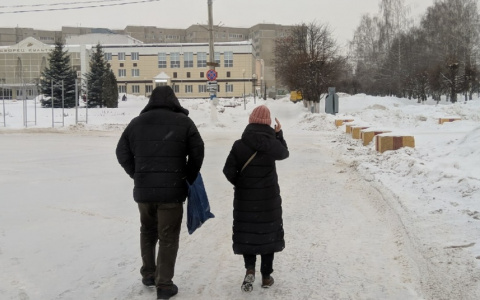 Сын потратил все накопления матери и взял на нее два кредита сверху