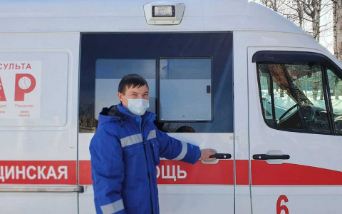 Сбер поздравляет героев