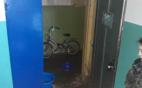 Утро в общежитии в Северо-Западном районе началось с потопа