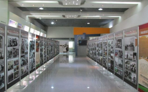 Во флагманском офисе Открытие Private Banking выставлена одна из самых известных фотографий в мире «Афганская девочка»