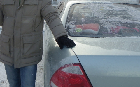 В Чебоксарах мужчина угнал проданный автомобиль, чтобы снова продать