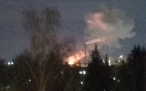 В Новочебоксарске со стороны промзоны показались языки пламени