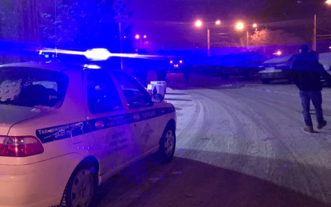 В Чувашии мужчину во время ремонта задавил собственный КамАЗ