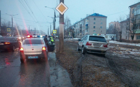 В Чебоксарах водитель BMW устроил погоню и спринт с сотрудниками ГИБДД