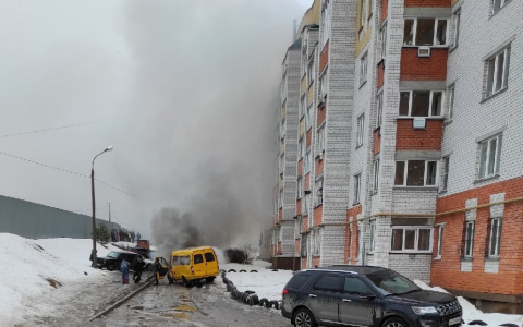 В Чебоксарах за "Ярмаркой" горела ГАЗель