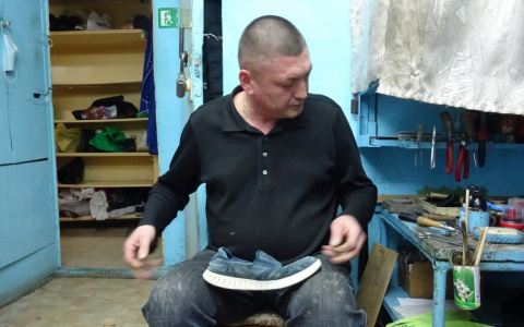 В Чувашии продолжают серию статей о матерях-одиночках, простых рабочих и талантливых умельцах