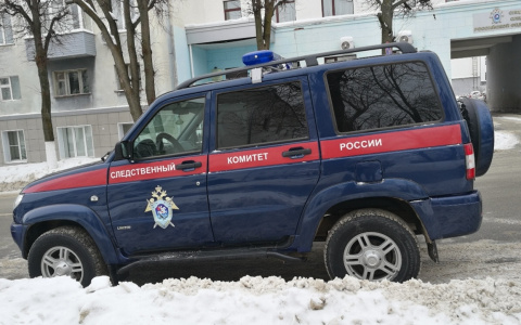 На Тракторостроителей мужчина умер в паре метров от остановки