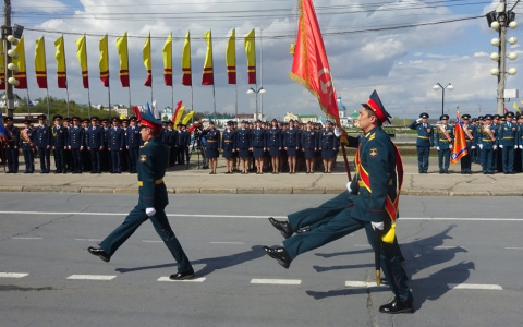 Николаев подписал распоряжение о проведении Парада Победы в Чебоксарах