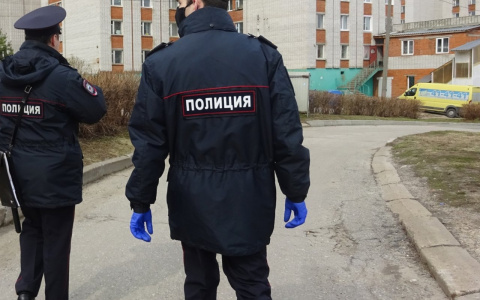 В Чебоксарах возле многоэтажки обнаружили тело мужчины