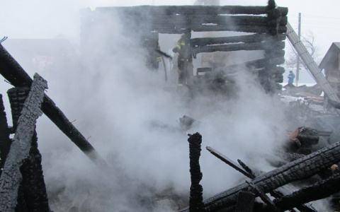 Назвали причину пожара в Урмарском районе, в котором погибли шесть человек