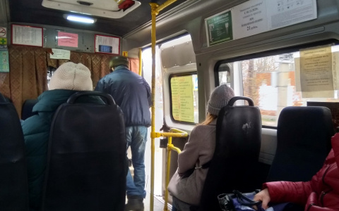 Минтранс Чувашии встал на защиту водителя, который высадил пассажирку с крупной купюрой