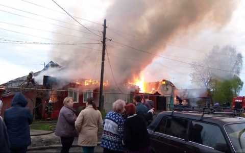 В Чувашии за двое суток произошло 10 пожаров: одна семья осталась без крова