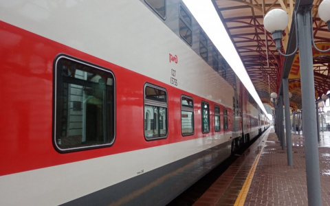 Двухэтажный поезд начал ходить между Москвой и Чебоксарами