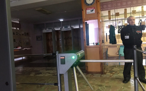 В школах и детсадах Чебоксар начали усиливать ограничения после трагедии в Казани