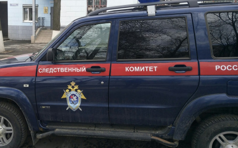 В Чебоксарах 31-летняя женщина разбилась, выпав из окна