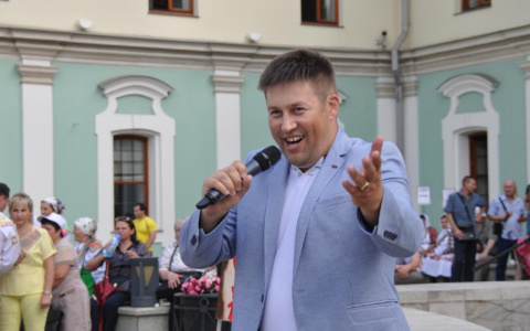 Оперный певец о чувашской эстраде: “На сцене не хватает профессионального пения”