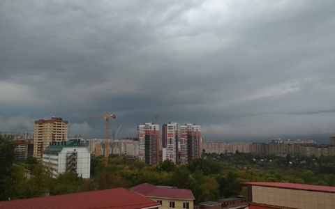 В Чувашии объявили "желтый" уровень опасности из-за грозы и шквалистого ветра