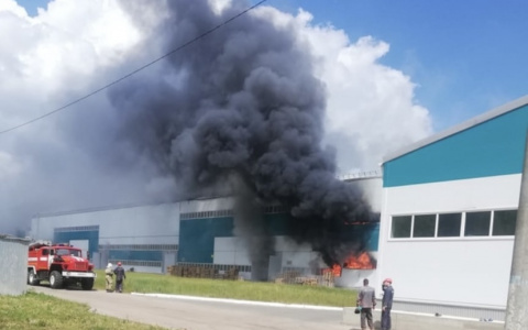 Прокуратура проводит проверку по факту пожара на «Химпроме»