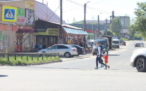 Путин расширил список получателей детского пособия на ребенка от 8 до 17 лет