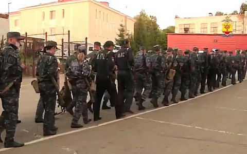 Полицейские Чувашии вернулись с Северного Кавказа спустя полгода службы вдали от дома