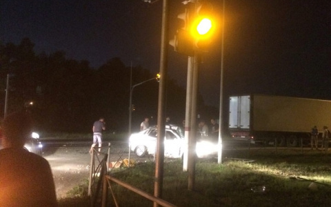 Две девушки погибли в ночной аварии возле Чебоксар