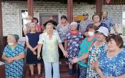Жители деревни остались без воды и записали обращение к Николаеву: "Власти предлагают нам потерпеть"