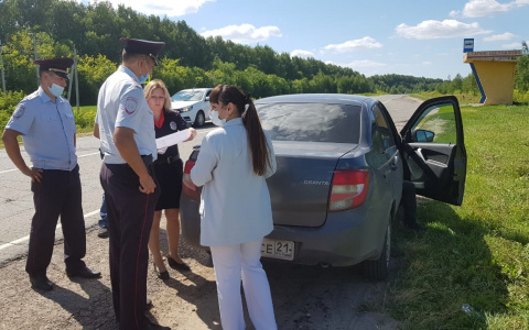 Жителя Чувашии наказали за то, что он решил подвезти пассажиров в город