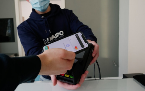 СберБанк подключил карты «Мир» к Apple Pay