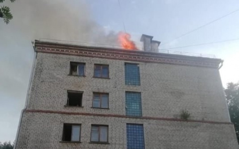 Пожар в новочебоксарской пятиэтажке начался по вине человека: возбуждено уголовное дело