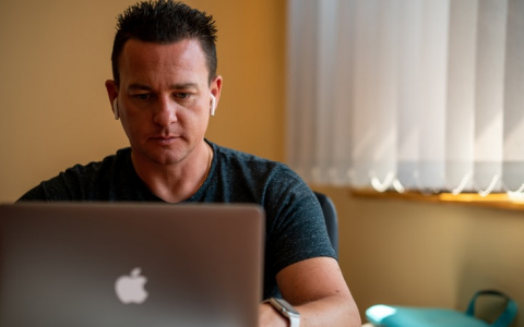 Вертикальная версия блокбастера Девятаев эксклюзивно доступна в онлайн-кинотеатре KION