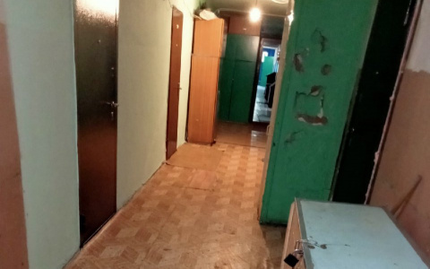 В общежитии Новочебоксарска нашли недельный труп: "Лежал и разлагался, пахнет ужасно..."