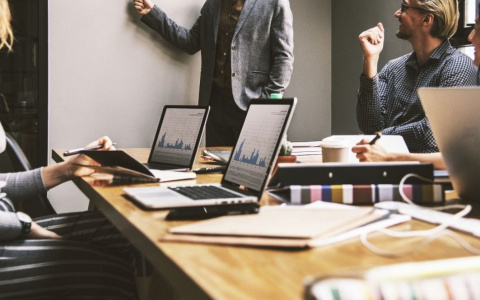 Банк «Открытие» ожидает сообщений от потенциальных инвесторов «Росгосстраха»