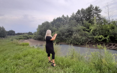 Батыревцы не находят пользы в штрафах: "Слив воды с химикатами в речку продолжается и по сей день"